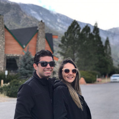 Com registro na charmosa região de Mount Charleston no estado americano de Nevada, belíssima Kellyane Sousa Rodrigues recebe votos de feliz vida pelo aniversário na data de ontem, 30. Com muita sofisticação a data foi celebrada ao lado do maridão Rodrigo Borges.