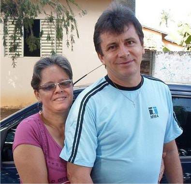 Maria Eliete Vieira Bento aniversariante do dia 21 na foto com esposo Nivaldo Pereira Bento