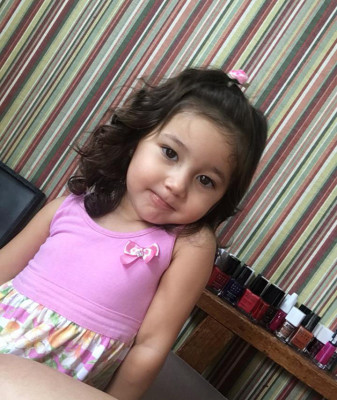 Nicolly da Silva Soares Rocha completa seus 3 aninhos no dia de hoje , filha de Tamires da Silva Soares Rocha e Fabrício Henrique Rocha