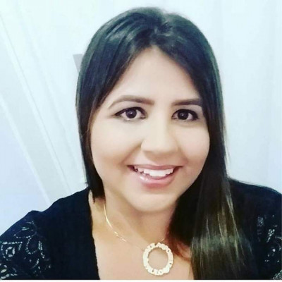 Paula Fernanda Braganti aniversariante de hoje 