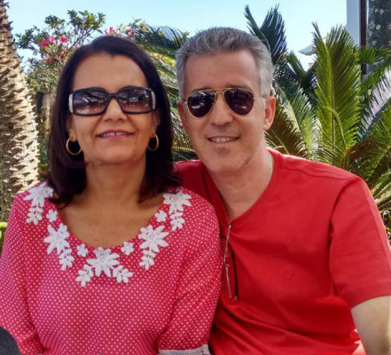 Edvaldo Peixoto Resende aniversariante do dia 30 na foto com sua esposa Lucília N.Messias 