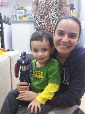 Mariana de Faria Guimarães aniversariante de hoje 