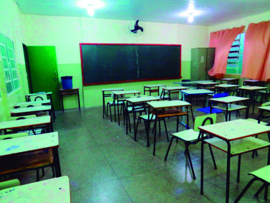 Em Araguari, o SindUTE informou que está encaminhando às escolas o comunicado sobre a paralisação