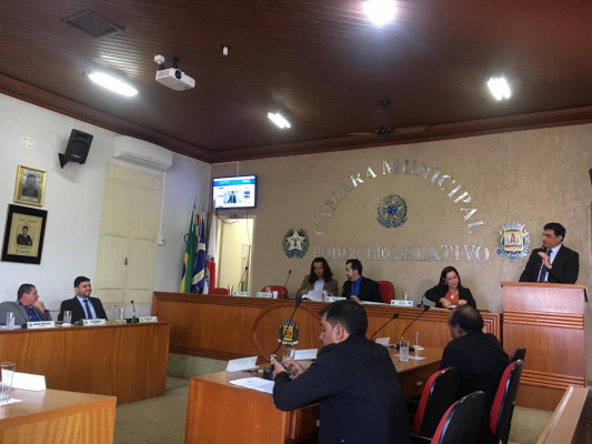 Iluminação pública e mobilidade urbana foram as principais pautas da sessão