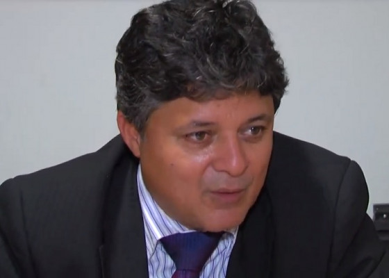 Defensor Paulo Braganti pediu a desclassificação dos crimes em Plenário ** Divulgação 