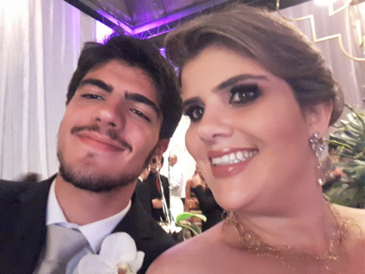 Fernando Rodrigues da Cunha Ribeiro aniversariou dia 16 na foto com sua mãe Patricia Mazão Rodrigues Cunha 