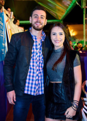 Mariana Kozievitch estreia novo ano de vida hoje, 11. Mariana comemora o aniversário ao lado do namorado Phelipe Toledo