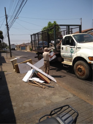 Mutirão também proporcionou limpeza na comunidade, evitando a proliferação do mosquito