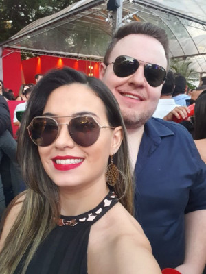 Vanessa Sales a belo-horizontina que se radicou em Araguari, ficou literalmente na mira das câmeras que registraram a badala Festa do Zebu que aconteceu no dia 7 em Uberaba. Estilo, beleza e charme, valeram o flagra do autor!