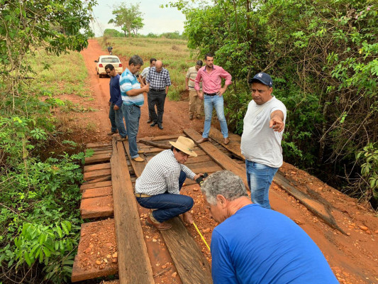 Zona rural recebe visita do chefe do Executivo e comitiva
