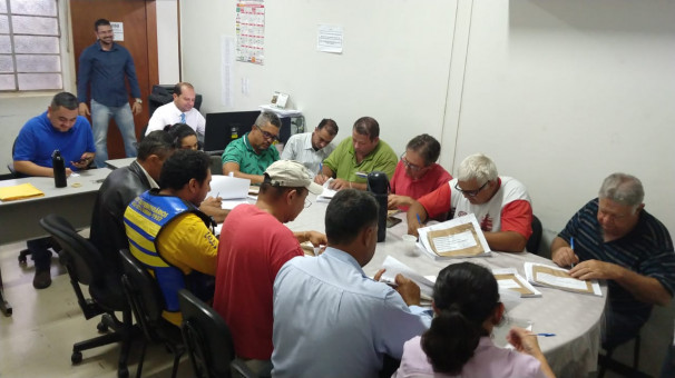 Vencedores da licitação serão responsáveis por todo o processo de funcionamento dos pontos de mototáxi da cidade