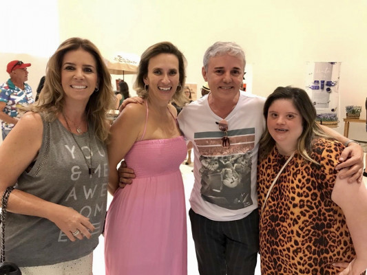 Cláudia Cunha, Fernanda Debs, Carlos Guimarães e Laura Cunha