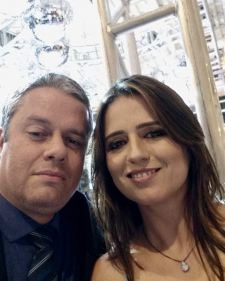 Na sexta-feira, 4, Dr. Leonardo Oliveira abre mais um ano novo de vida. Ao lado da esposa Dra. Gleice Mara, o advogado promete comemorar pra valer.