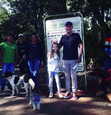 Com a aprovação, a lei dá permissão de entrada de animais de estimação no Bosque Johnn Kennedy