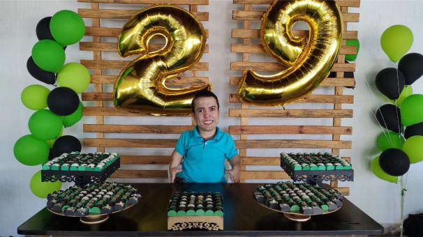 Quem comemorou seu aniversário no último final de semana foi Marcos Vinicius Ferreira, rodeado  de familiares e amigos. ‘Marquinho’ é pura simpatia e alegria, que contagia todos que estão a sua volta. Parabéns!!! 