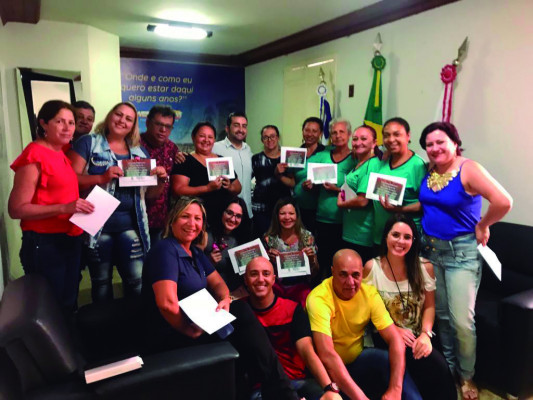 Uma campanha está sendo realizada pelos funcionários da Câmara no intuito de ajudar o abrigo 