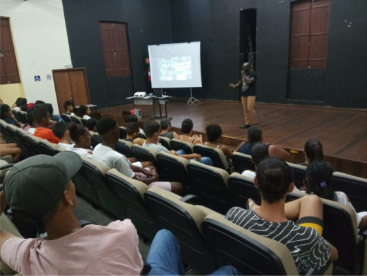 ‘Projeto Jovens em Ação’ foi desenvolvido justamente em alusão ao Dia da Consciência Negra
