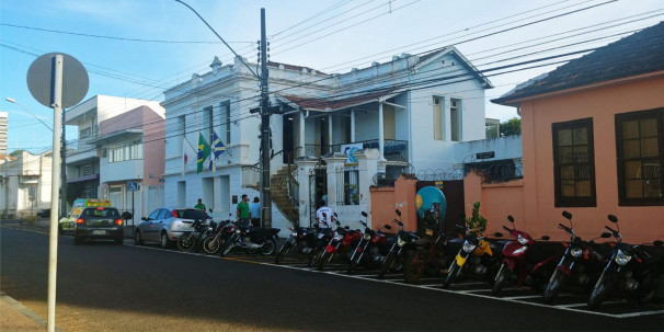 Vereadores se reuniram para apreciar projetos que estavam na pauta da Câmara Municipal