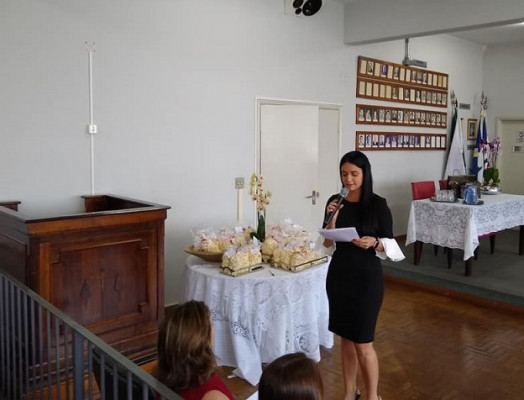 Juíza Juliana Faleiro, durante evento de despedida, no Fórum ** Divulgação 