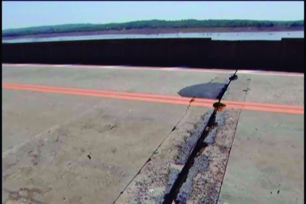 Falta de manutenção tem preocupado toda a população e até o momento, nenhum órgão tomou providências para sua restauração