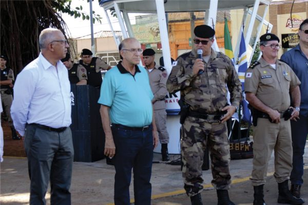 Autoridades se fizeram presentes durante reinauguração do novo POV