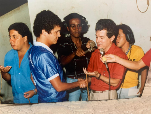Atual presidente da Confederação Brasileira de Futsal Marcos Madeira durante evento no Ginásio Poliesportivo em Araguari, na época presidente da Federação Mineira