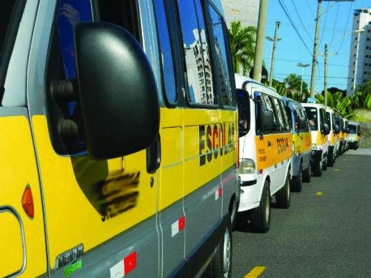 Vistoria de veículos do transporte escolar segue sem data definida