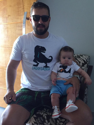 Victor Prado aniversariante do dia 11 com filho, Nicolas Prado