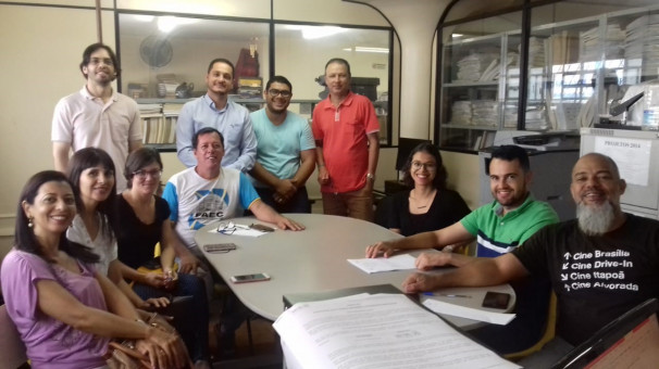 Setor cultural de Araguari promove reunião