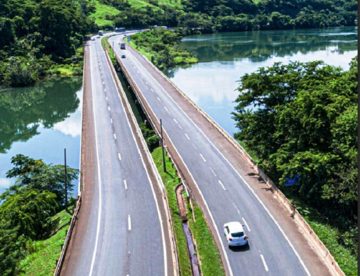 Trecho entre Araguari e Uberlândia era um dos mais perigosos antes da concessão ** Divulgação