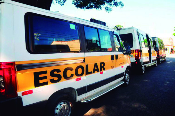 Pais e alunos relatam transtornos enfrentados pela falta de transporte escolar 