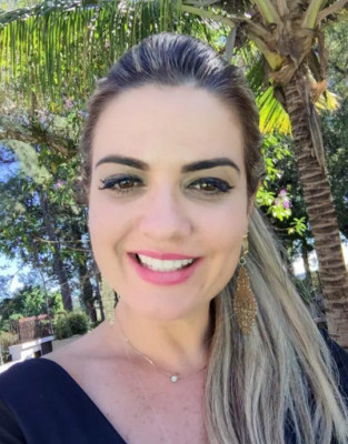 Adriana Thyssen, dia 25