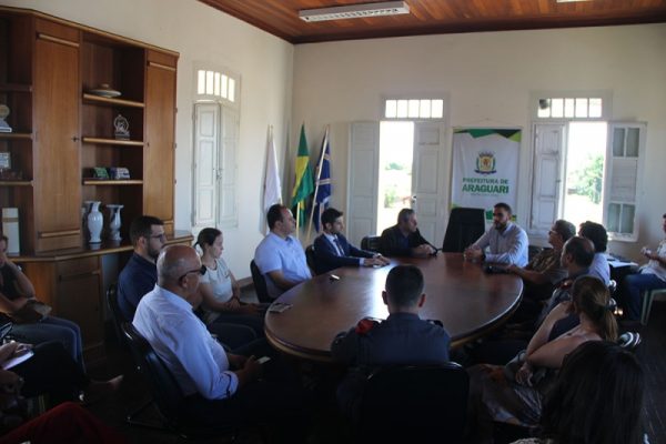 O Executivo criou o Comitê de Gestão de Crise para enfrentamento à doença causada pelo coronavírus visando orientar e atender à população 