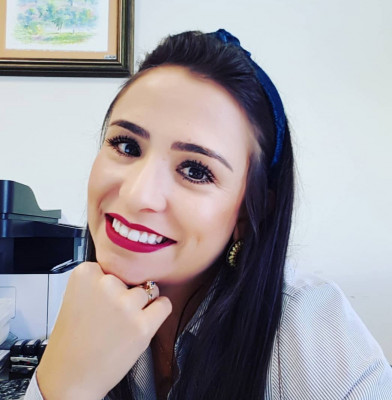 Daniela Silva Alves de Faria aniversariante do dia 01
