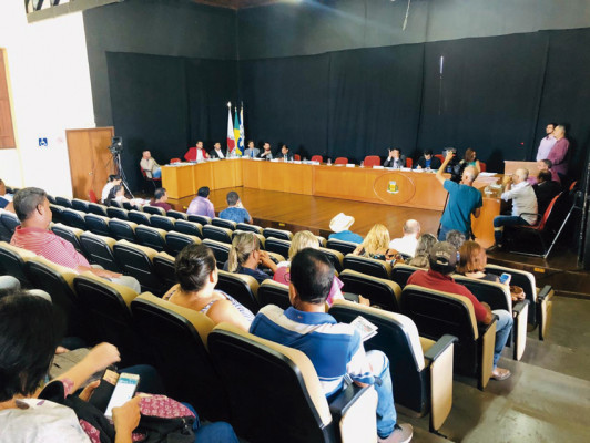 Projetos devem ser votados na sessão de hoje