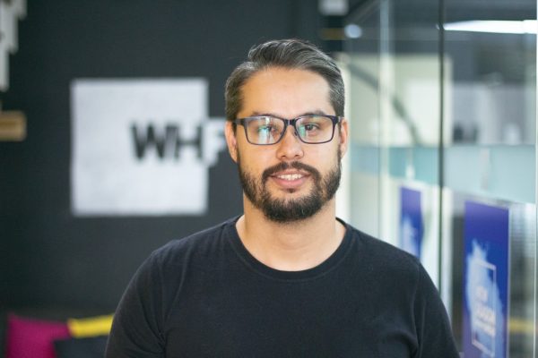 Após encerrar as atividades da Contramestre Marketing Digital e se tornar sócio de uma das maiores empresas de design estratégico do país, araguarino Caio Monteiro anuncia contrato com a Porsche Brasil.
