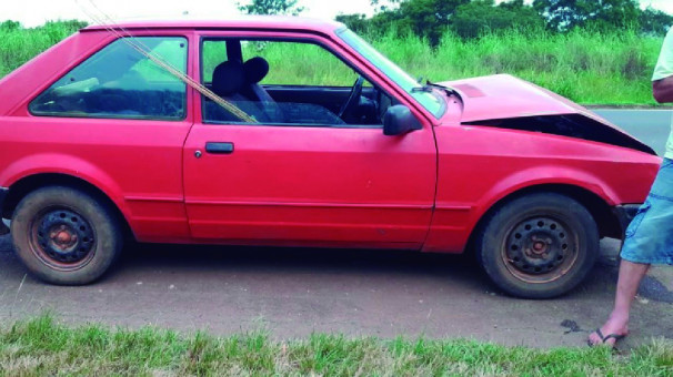 Condutor do Ford/Escort estava embriagado, segundo a PRF ** PRF