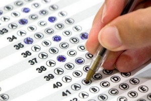 Concursos públicos ficam suspensos durante estado de calamidade pública.