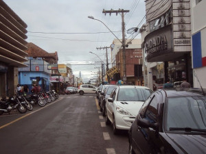 Araguari investiga dois óbitos e confirma um novo caso de covid-19