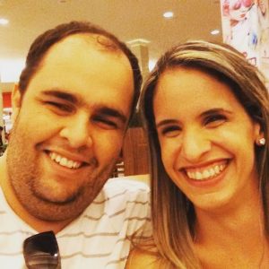 Danilo Lemos, aniversariante do dia 5, ao lado da esposa Marina