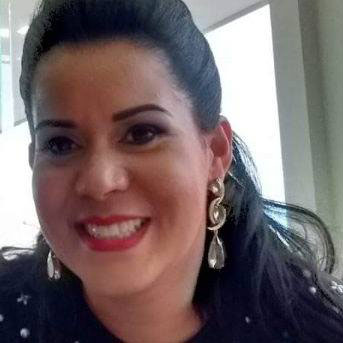 Sávia de Lima, aniversariante do dia 25