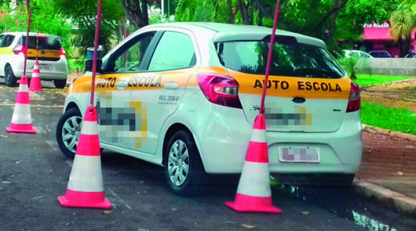- Estabelecimentos deverão tomar medidas de segurança visando evitar a contaminação de instrutores e  alunos  