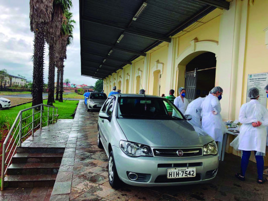 Além dos testes, a Secretaria de Saúde recomenda a continuidade da higienização de mãos e o uso de mascaras