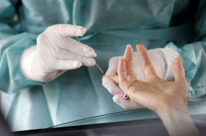 Quase 350 municípios de Minas já têm casos confirmados de coronavírus.