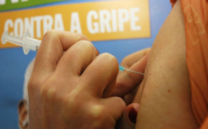 Com intuito de evitar aglomerações, para se vacinar é necessário o agendamento antes de procurar uma das Unidades de Saúde