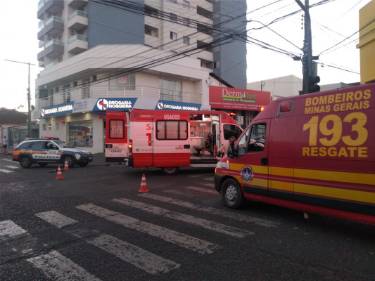 Acidente ocorrido no cruzamento das ruas Coronel José Ferreira Alves e Virgílio de Melo Franco 