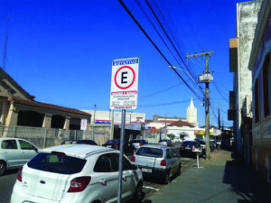 Secretário de Trânsito destacou que, a conscientização da população em evitar aglomerações pode auxiliar na decisão sobre a reabertura do comércio. 