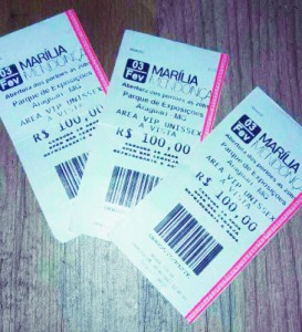 Os ingressos foram adquiridos para o show que deveria ter acontecido em 2017 