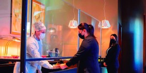 Na onda amarela, continuam permitidos bares e restaurantes com consumo nos locais 