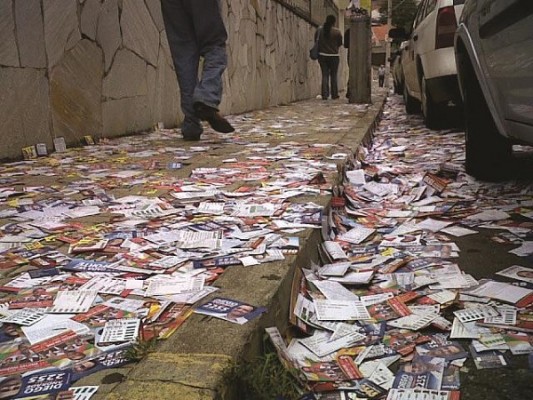 Nas eleições passadas, o acúmulo de lixo chamou a atenção da população 